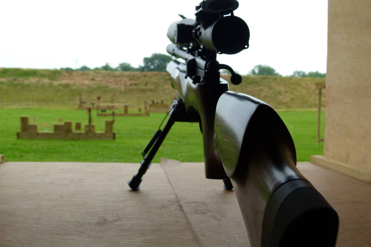 Shooting School And Grounds In Warwickshire Honesberie